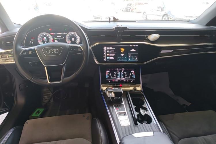 Used Audi A6L 2023 Revised Edition 45 TFSI quattro Prestige Dynamic Version Center Console