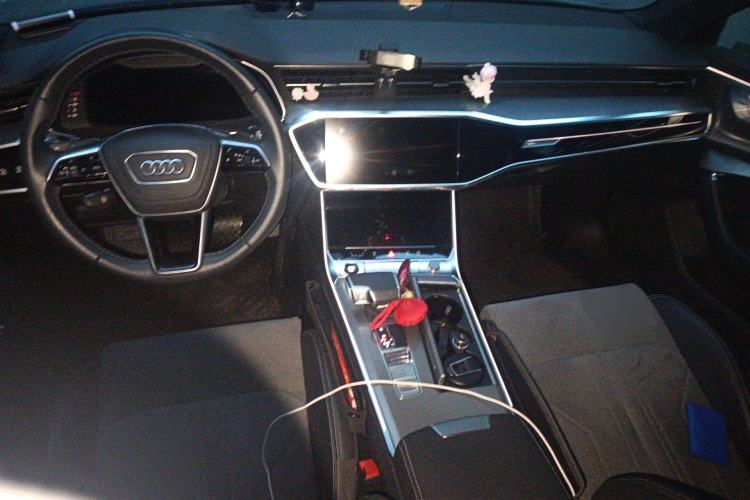 Used Audi A6L 2023 45 TFSI Prestige Dynamic Edition Center Console