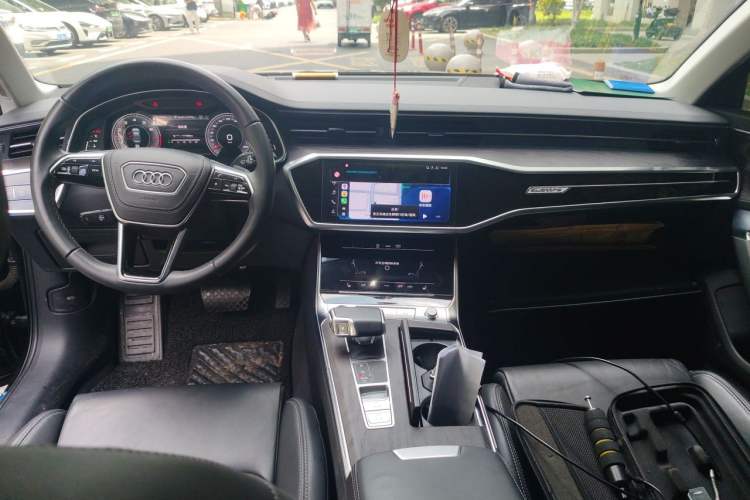 Used Audi A6L 2023 Revised 45 TFSI quattro Prestige Elegant Edition Center Console