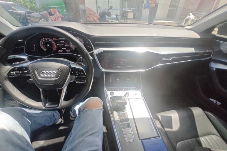Used Audi A6L 2023 Revised 40 TFSI Luxury Prestige Edition Center Console