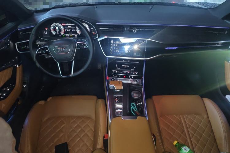 Used Audi A6L 2023 Revised Edition 45 TFSI quattro Prestige Dynamic Version Center Console