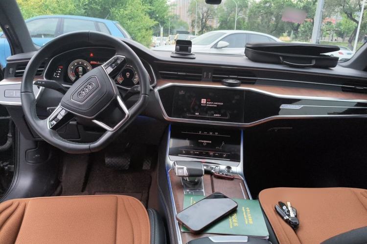 Used Audi A6L 2023 55 TFSI quattro Prestige Dynamic Edition Center Console