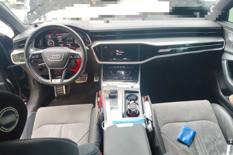 Used Audi A6L 2023 40 TFSI Luxury Dynamic Model Center Console