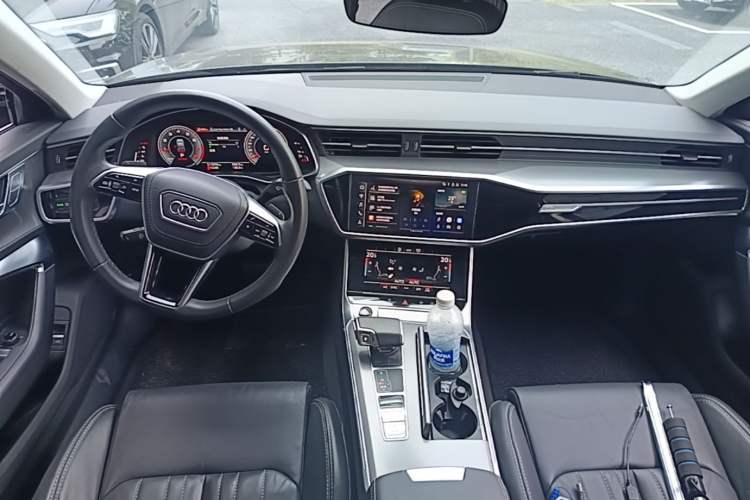 Used Audi A6L 2023 45 TFSI Prestige Dynamic Edition Center Console