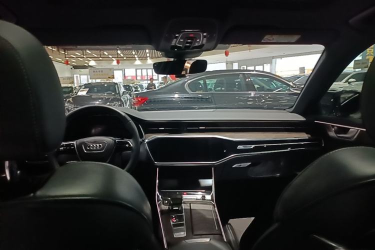 Used Audi A6L 2023 Revised 45 TFSI Prestige Dynamic Edition Center Console