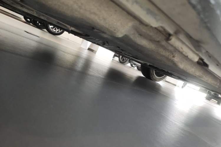 Used Audi A6L 2023 40 TFSI Luxury Dynamic Model Chassis Front Left
