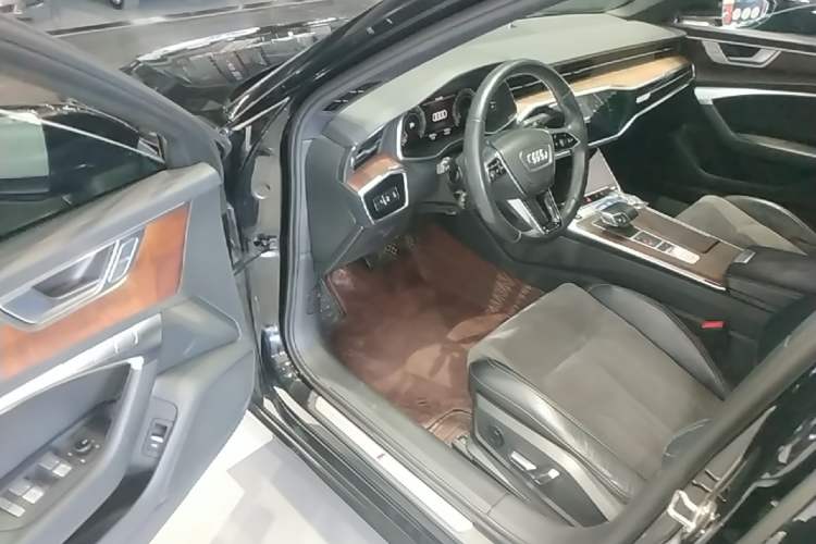 Used Audi A6L 2023 45 TFSI quattro Prestige Dynamic Edition Driver Seat