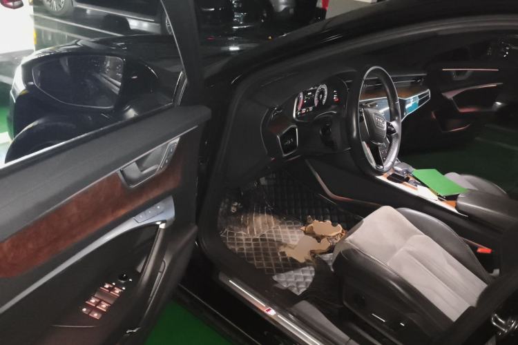 Used Audi A6L 2023 45 TFSI Prestige Dynamic Edition Driver Seat