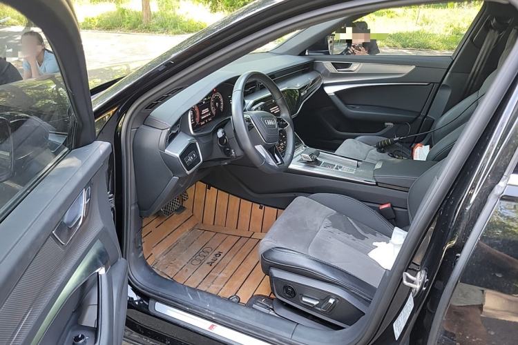 Used Audi A6L 2023 Revised 40 TFSI Luxury Dynamic Edition Driver Seat