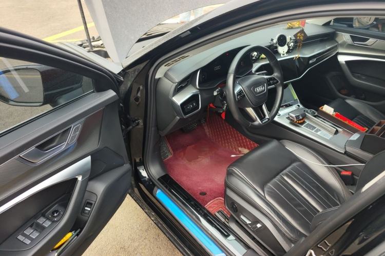 Used Audi A6L 2023 Revised 40 TFSI Luxury Dynamic Edition Driver Seat