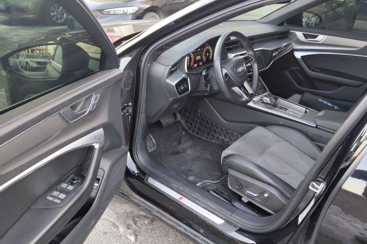 Used Audi A6L 2023 40 TFSI Luxury Dynamic Model Driver Seat