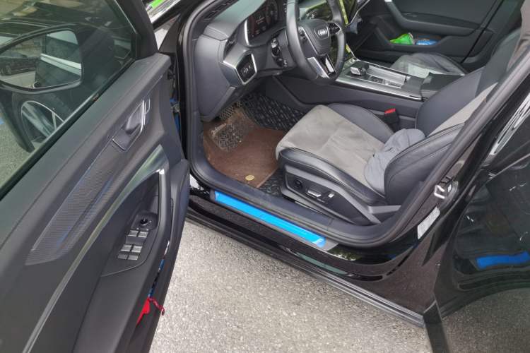 Used Audi A6L 2023 40 TFSI Luxury Dynamic Model Driver Seat