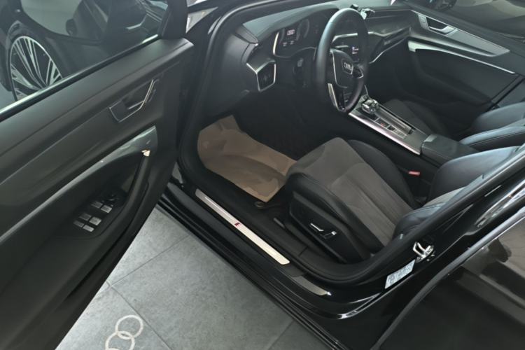 Used Audi A6L 2023 Revised 45 TFSI Prestige Dynamic Edition Driver Seat