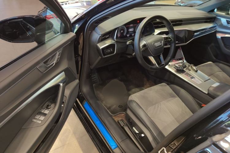 Used Audi A6L 2023 Revised 45 TFSI Prestige Dynamic Edition Driver Seat
