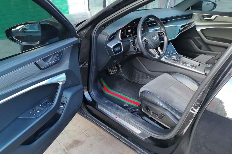 Used Audi A6L 2023 40 TFSI Luxury Dynamic Model Driver Seat