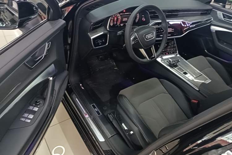 Used Audi A6L 2023 40 TFSI Luxury Dynamic Model Driver Seat