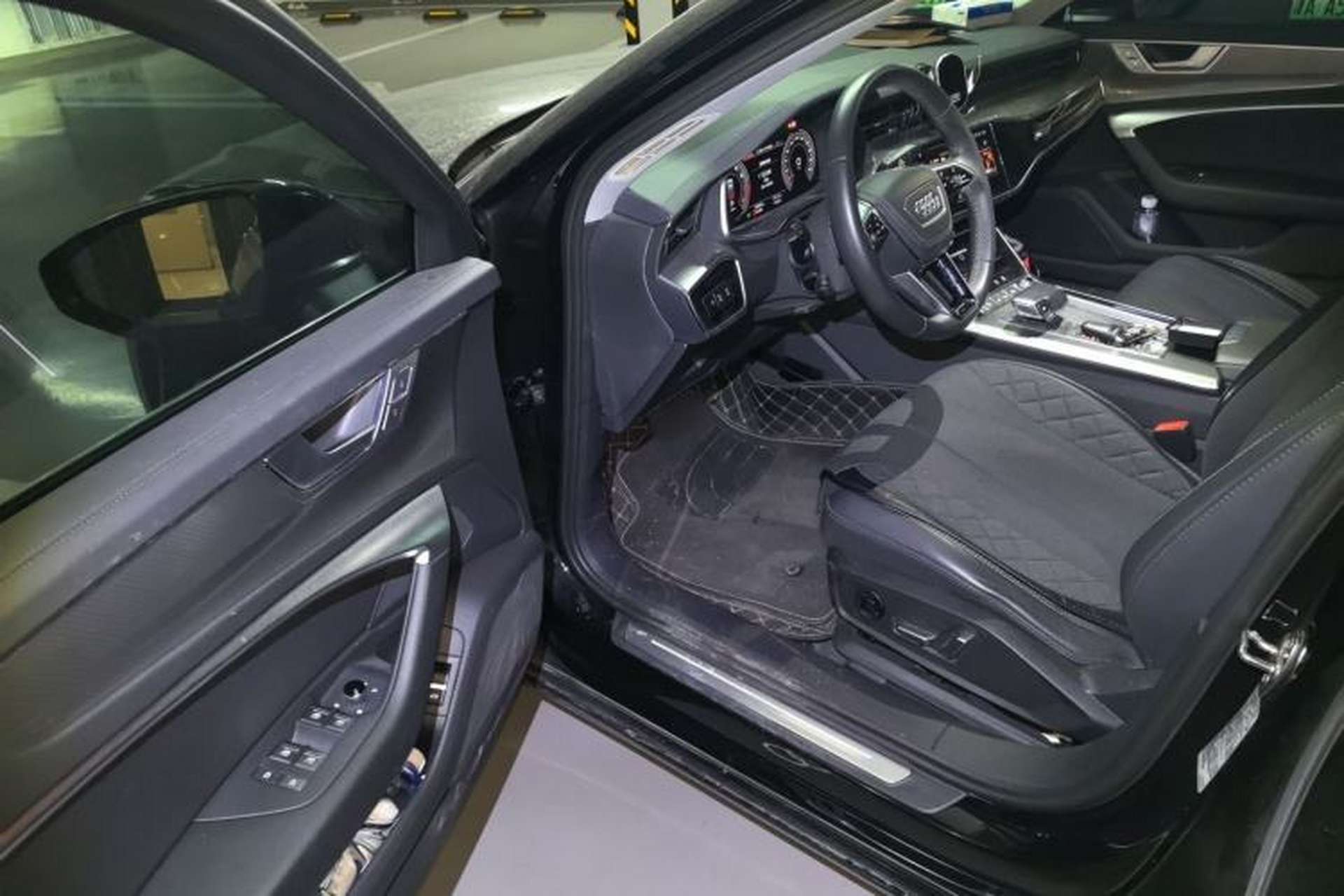 Used Audi A6L 2023 40 TFSI Luxury Prestige Edition Driver Seat