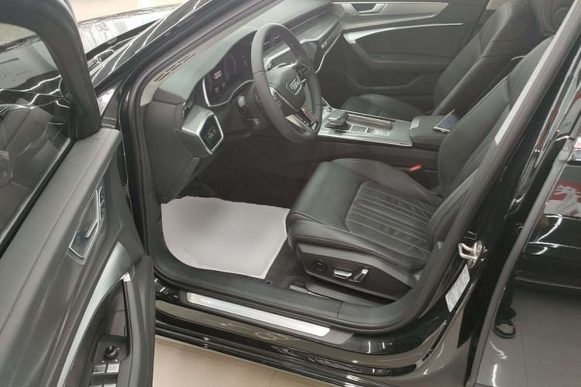 Used Audi A6L 2023 Revised 45 TFSI Prestige Elegant Edition Driver Seat