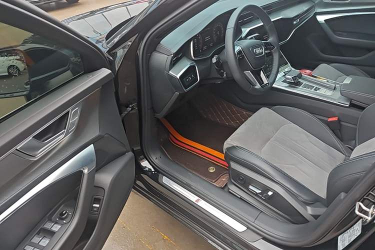 Used Audi A6L 2023 40 TFSI Luxury Dynamic Model Driver Seat