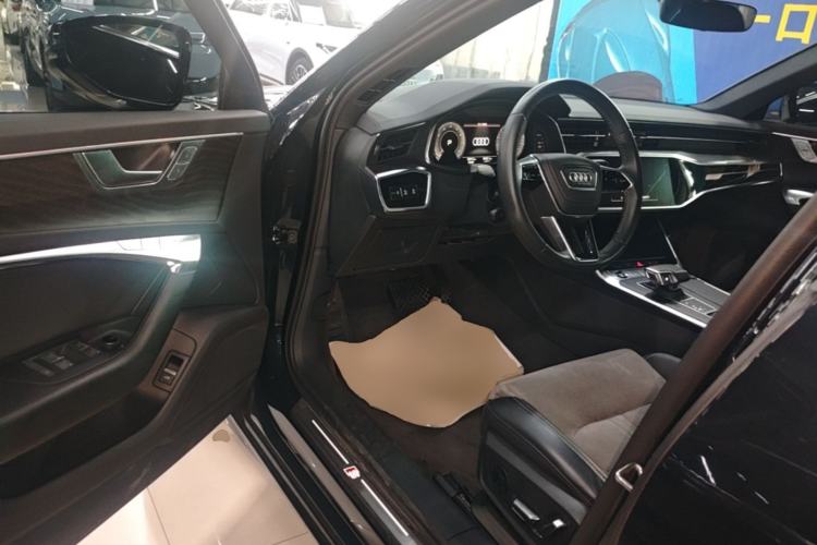 Used Audi A6L 2023 Revised Edition 45 TFSI quattro Prestige Dynamic Version Driver Seat