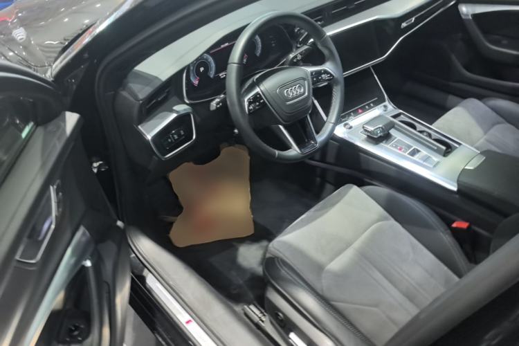 Used Audi A6L 2023 Revised 40 TFSI Luxury Dynamic Edition Driver Seat