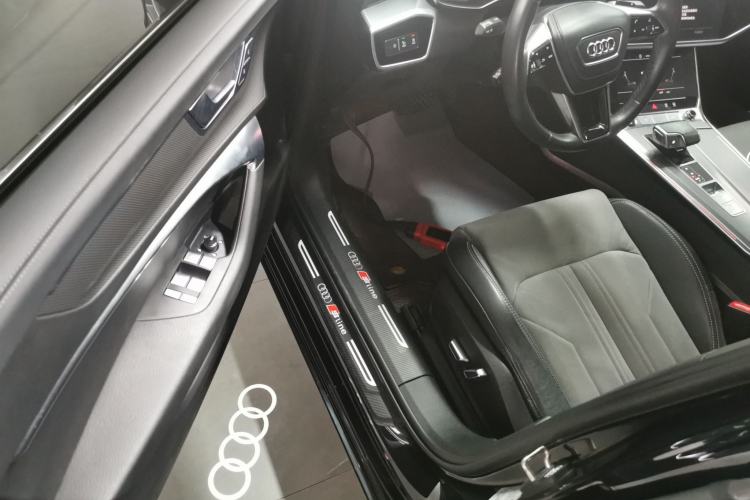 Used Audi A6L 2023 Revised 45 TFSI Prestige Dynamic Edition Driver Seat