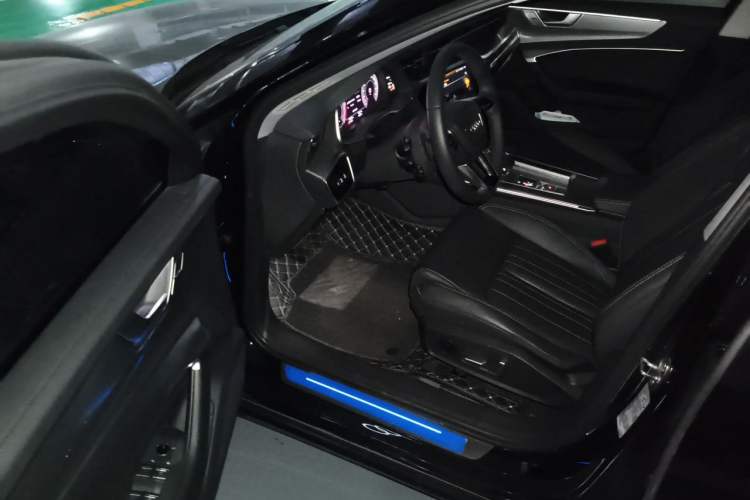Used Audi A6L 2023 40 TFSI Luxury Prestige Edition Driver Seat