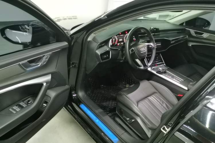 Used Audi A6L 2023 Revised 45 TFSI Prestige Dynamic Edition Driver Seat
