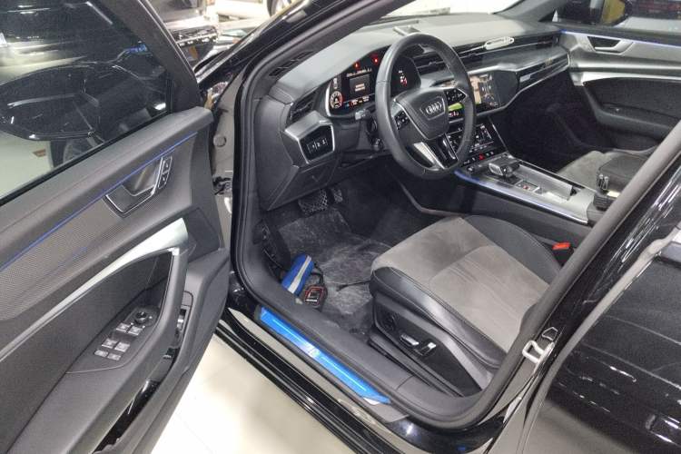 Used Audi A6L 2023 Revised 40 TFSI Luxury Dynamic Edition Driver Seat