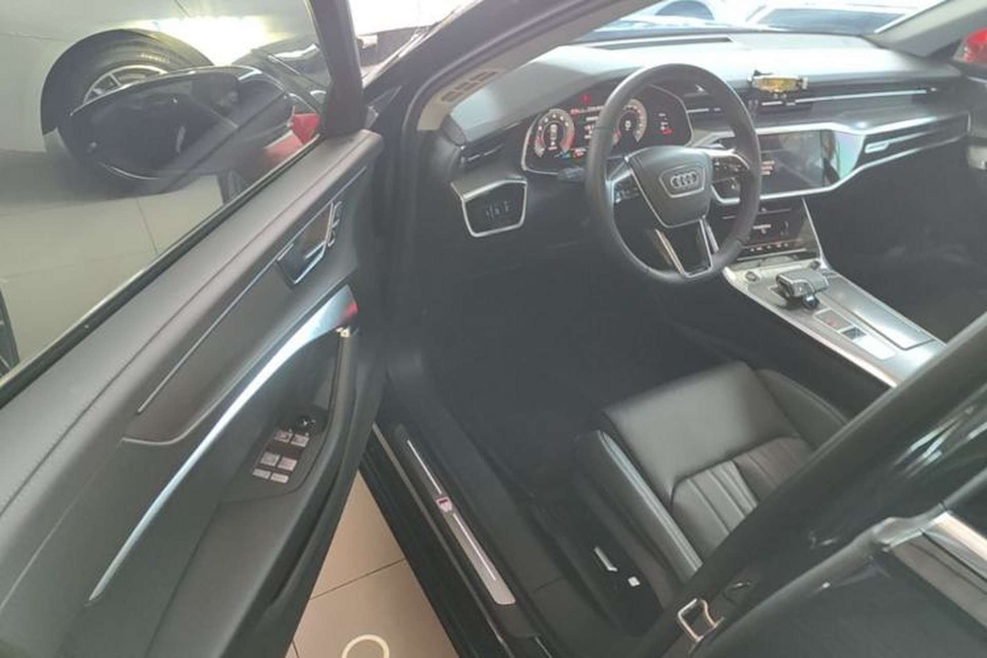 Used Audi A6L 2023 Revised 45 TFSI Prestige Dynamic Edition Driver Seat