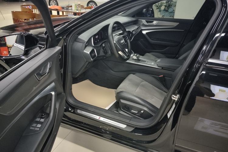 Used Audi A6L 2023 45 TFSI Prestige Dynamic Edition Driver Seat