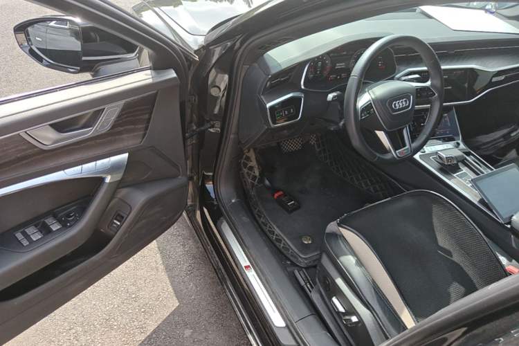 Used Audi A6L 2023 Revised Edition 45 TFSI quattro Prestige Dynamic Version Driver Seat