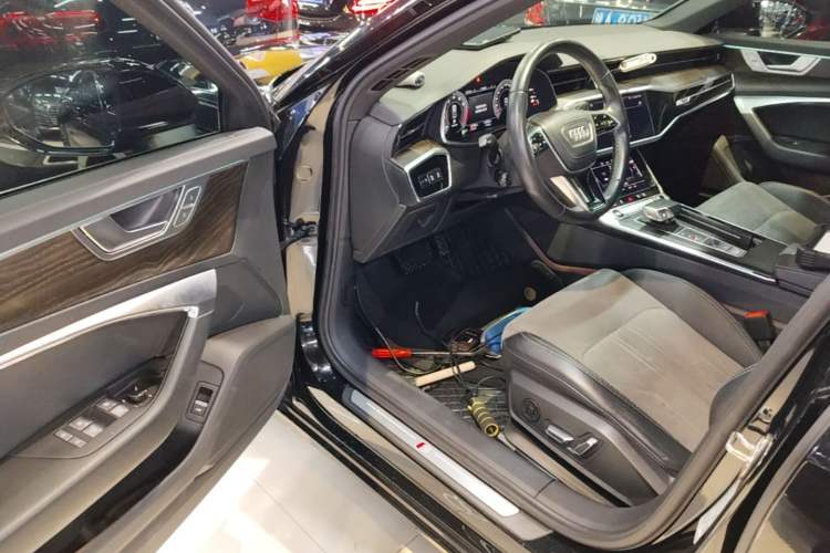Used Audi A6L 2023 40 TFSI Luxury Dynamic Model Driver Seat