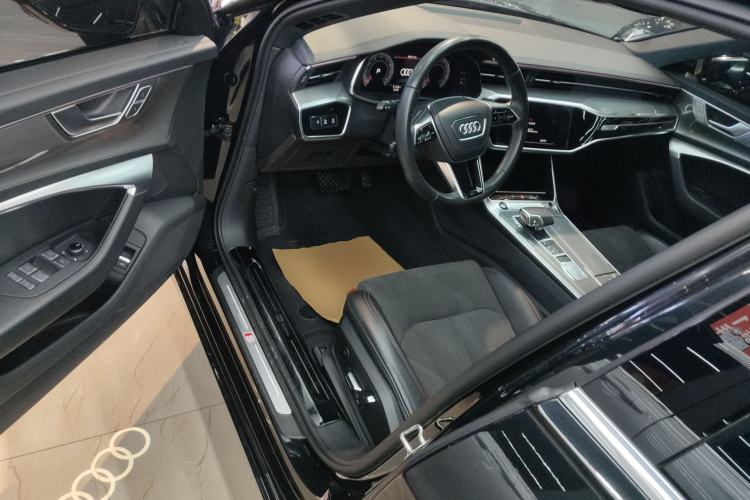 Used Audi A6L 2023 Revised 45 TFSI Prestige Dynamic Edition Driver Seat