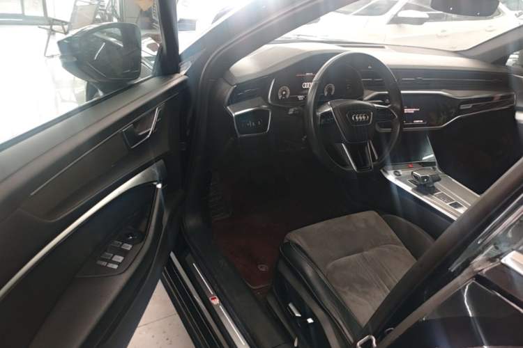 Used Audi A6L 2023 Revised 40 TFSI Luxury Dynamic Edition Driver Seat