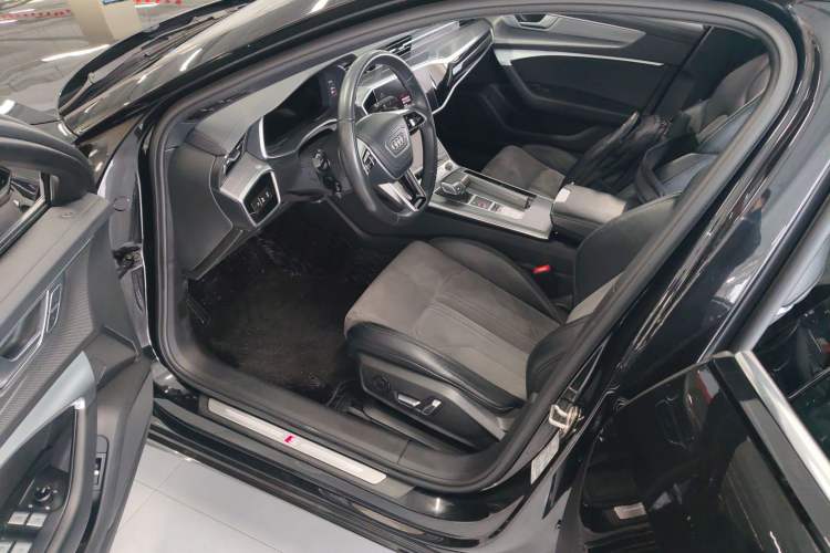 Used Audi A6L 2023 Revised 45 TFSI Prestige Dynamic Edition Driver Seat