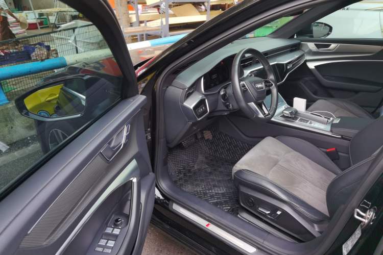 Used Audi A6L 2023 40 TFSI Luxury Dynamic Model Driver Seat