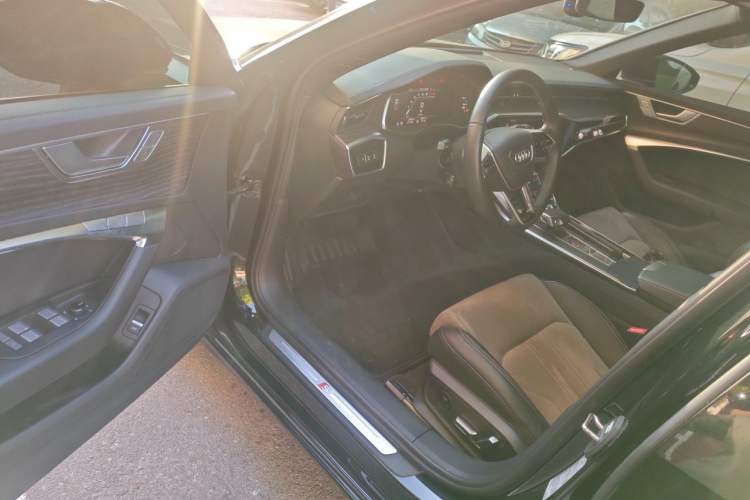 Used Audi A6L 2023 Revised Edition 45 TFSI quattro Prestige Dynamic Version Driver Seat