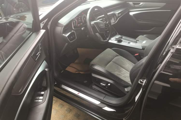 Used Audi A6L 2023 40 TFSI Luxury Dynamic Model Driver Seat