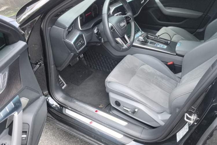 Used Audi A6L 2023 Revised 45 TFSI Prestige Dynamic Edition Driver Seat