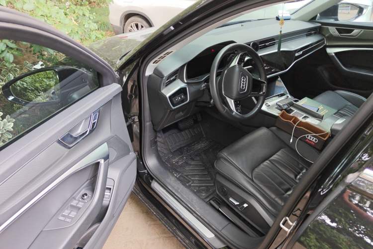 Used Audi A6L 2023 40 TFSI Luxury Prestige Edition Driver Seat