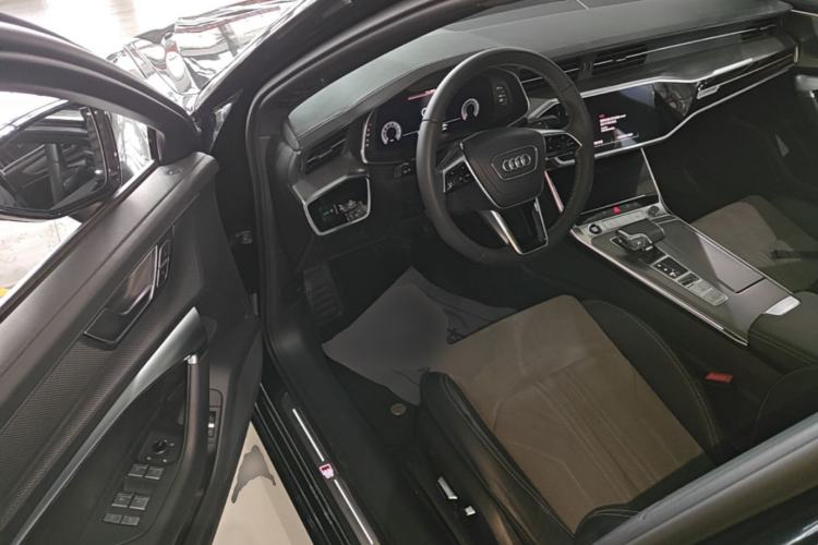 Used Audi A6L 2023 Revised 40 TFSI Luxury Dynamic Edition Driver Seat