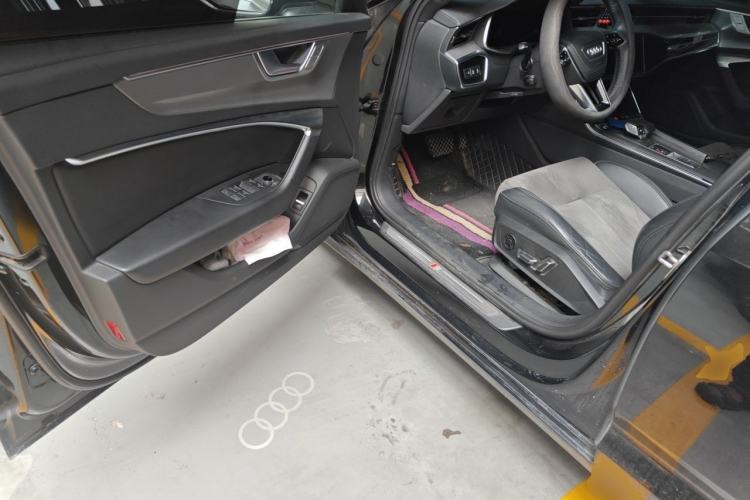 Used Audi A6L 2023 45 TFSI Prestige Dynamic Edition Driver Seat