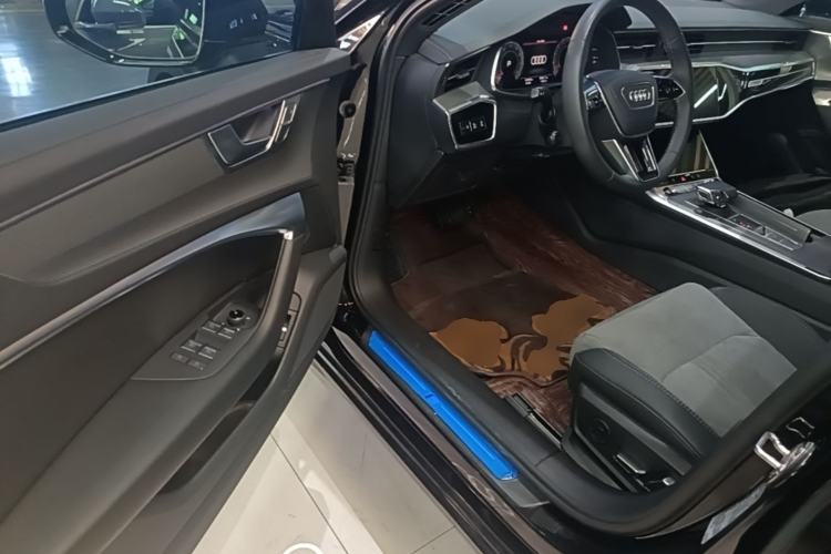 Used Audi A6L 2023 40 TFSI Luxury Dynamic Model Driver Seat