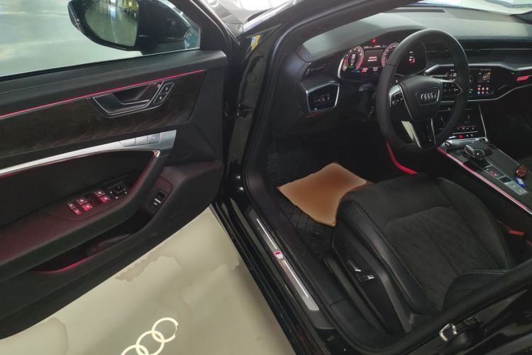 Used Audi A6L 2023 Revised Edition 45 TFSI quattro Prestige Dynamic Version Driver Seat