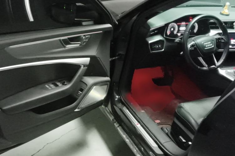 Used Audi A6L 2023 Revised 45 TFSI Prestige Dynamic Edition Driver Seat