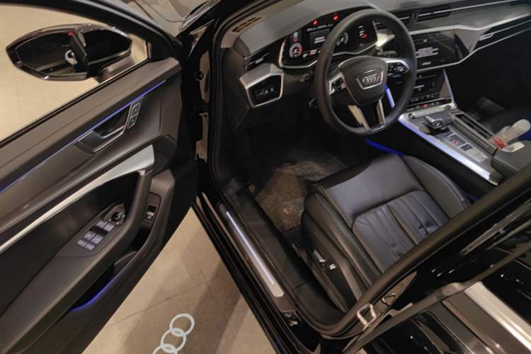 Used Audi A6L 2023 Revised 40 TFSI Luxury Prestige Edition Driver Seat