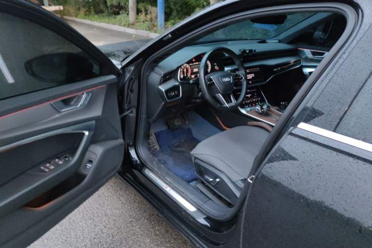 Used Audi A6L 2023 40 TFSI Luxury Dynamic Model Driver Seat