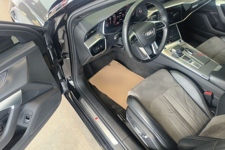 Used Audi A6L 2023 Revised 45 TFSI Prestige Dynamic Edition Driver Seat