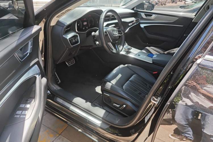 Used Audi A6L 2023 Revised 40 TFSI Luxury Prestige Edition Driver Seat
